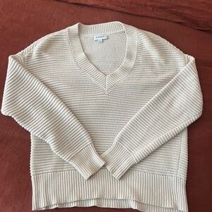 Evereve Cream V-Neck Sweater